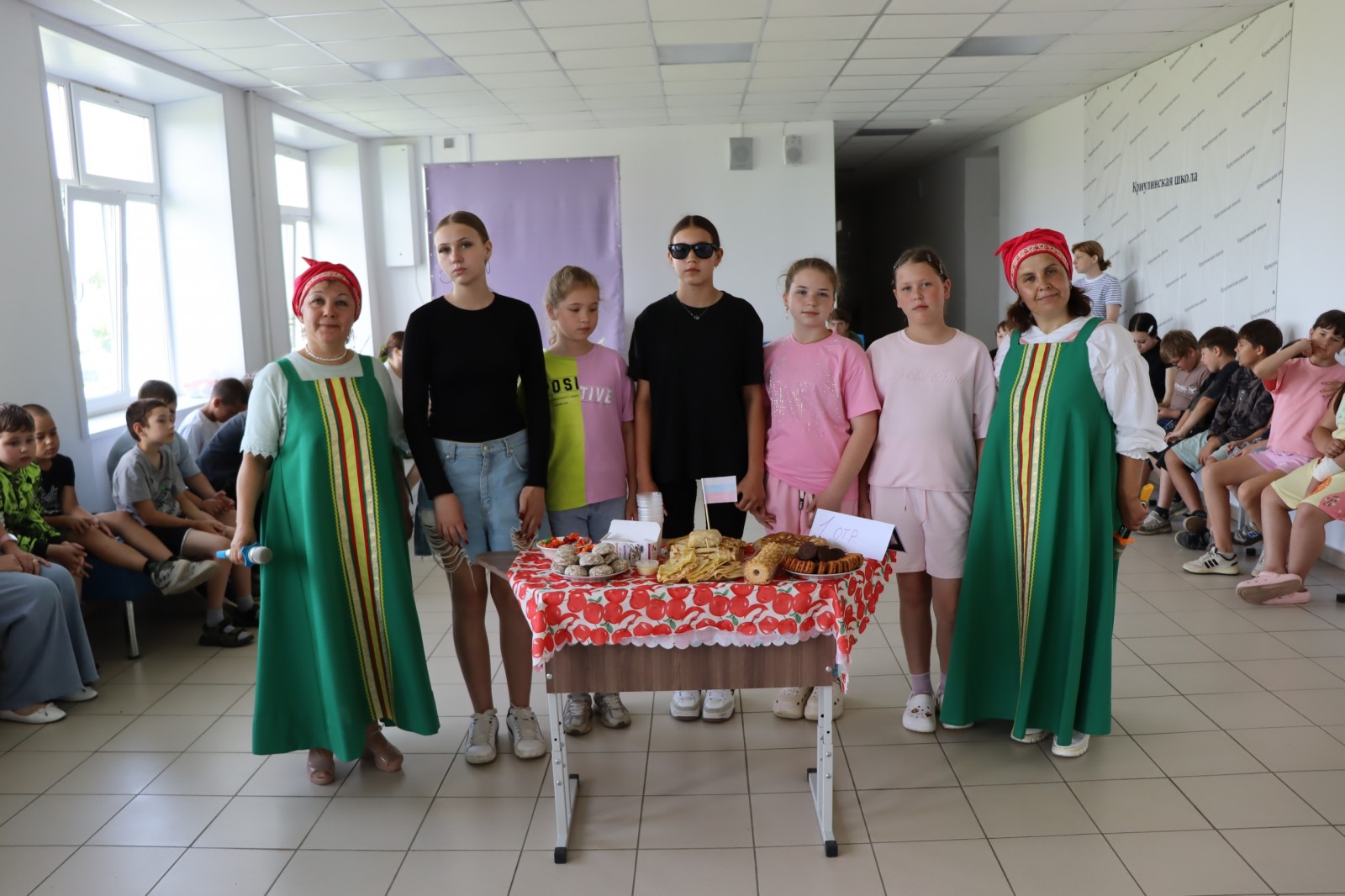 В пришкольном лагере Криулинской школы отметили день русских блинов.