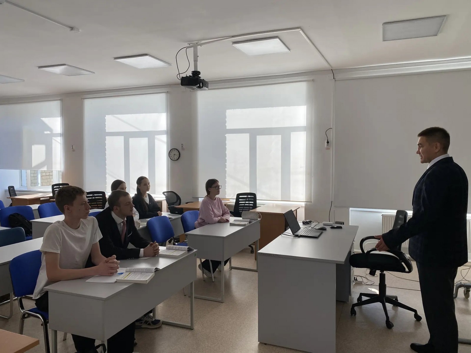 Занятия по вопросам электробезопасности